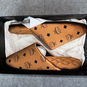 MCM Visetos Satin Room Slippers (Cognac) | Size M/L